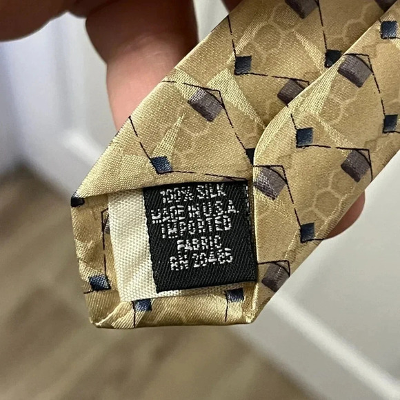 Men’s Stafford Tie - Picture 3 of 5